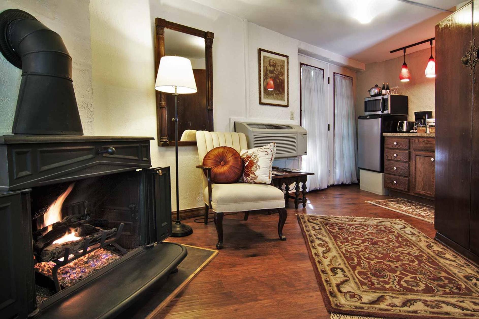 Benton Place Inn ユリーカ・スプリングス 部屋 写真